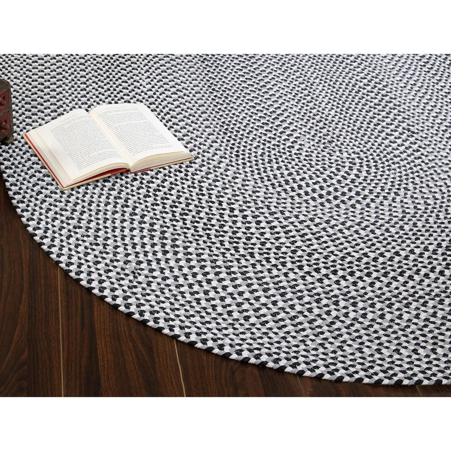 Tri-Color Braided Cotton Farmhouse Rug