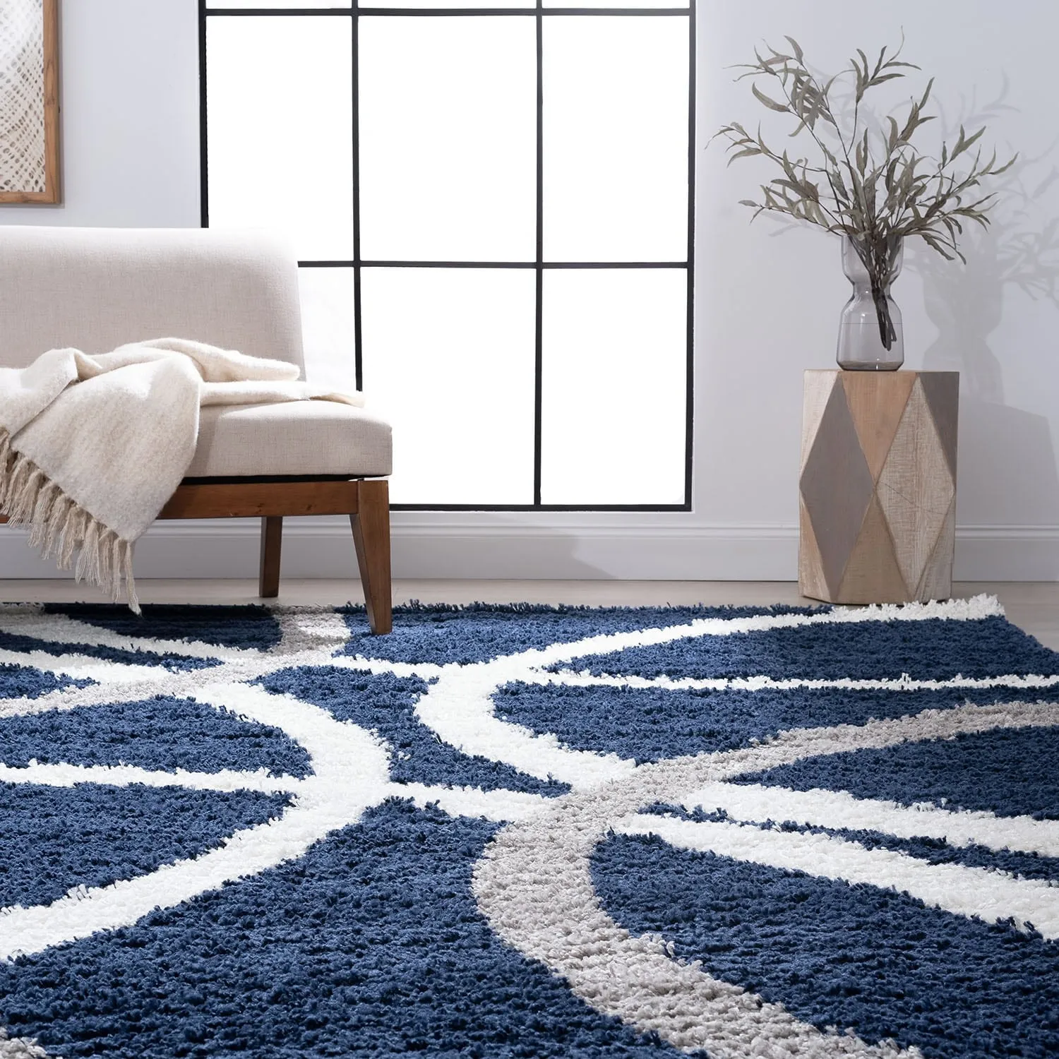 Upscale Shag Modern & Contemporary Abstract Indoor Area Rug