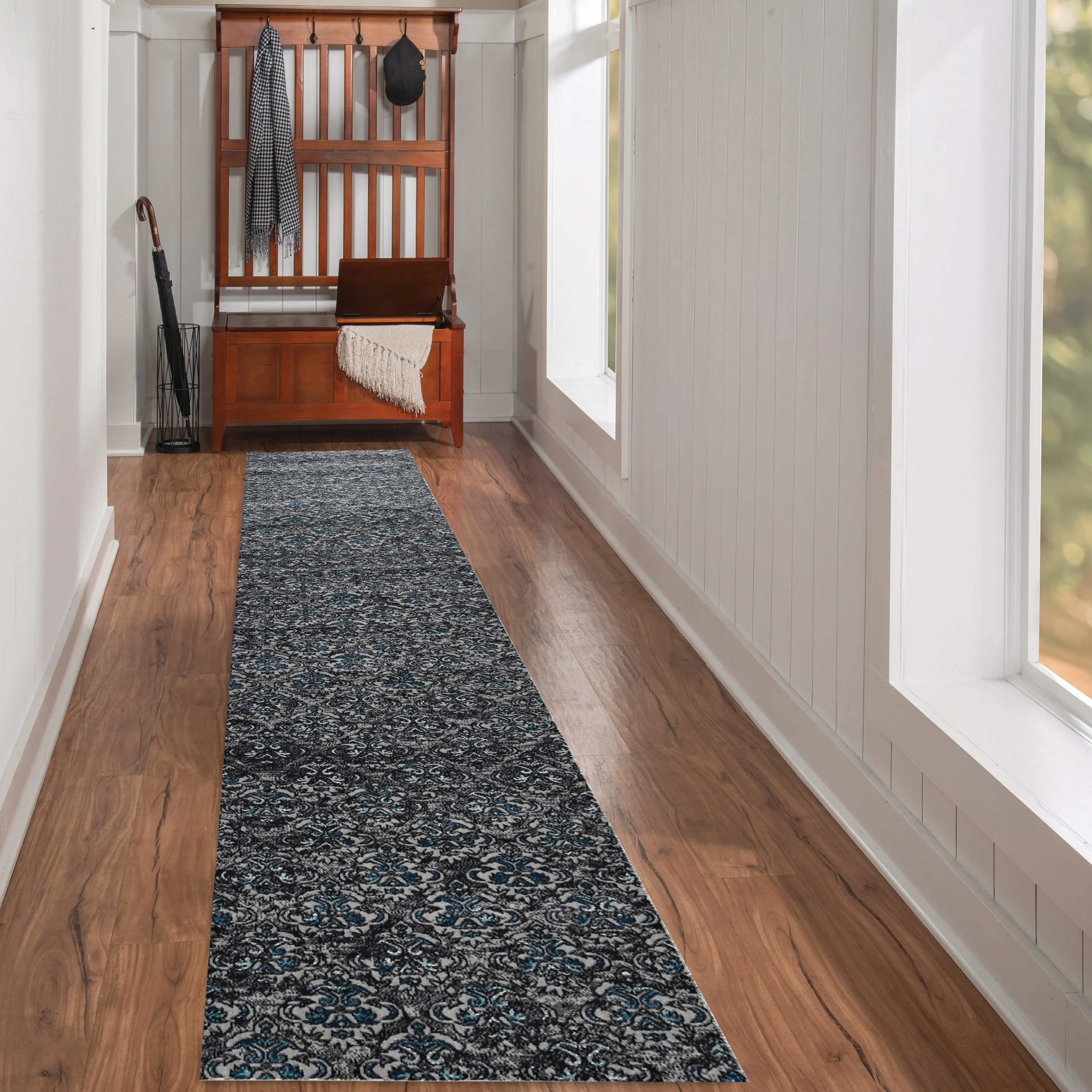 Vintage Clara Collection - 2' x 10' Runner