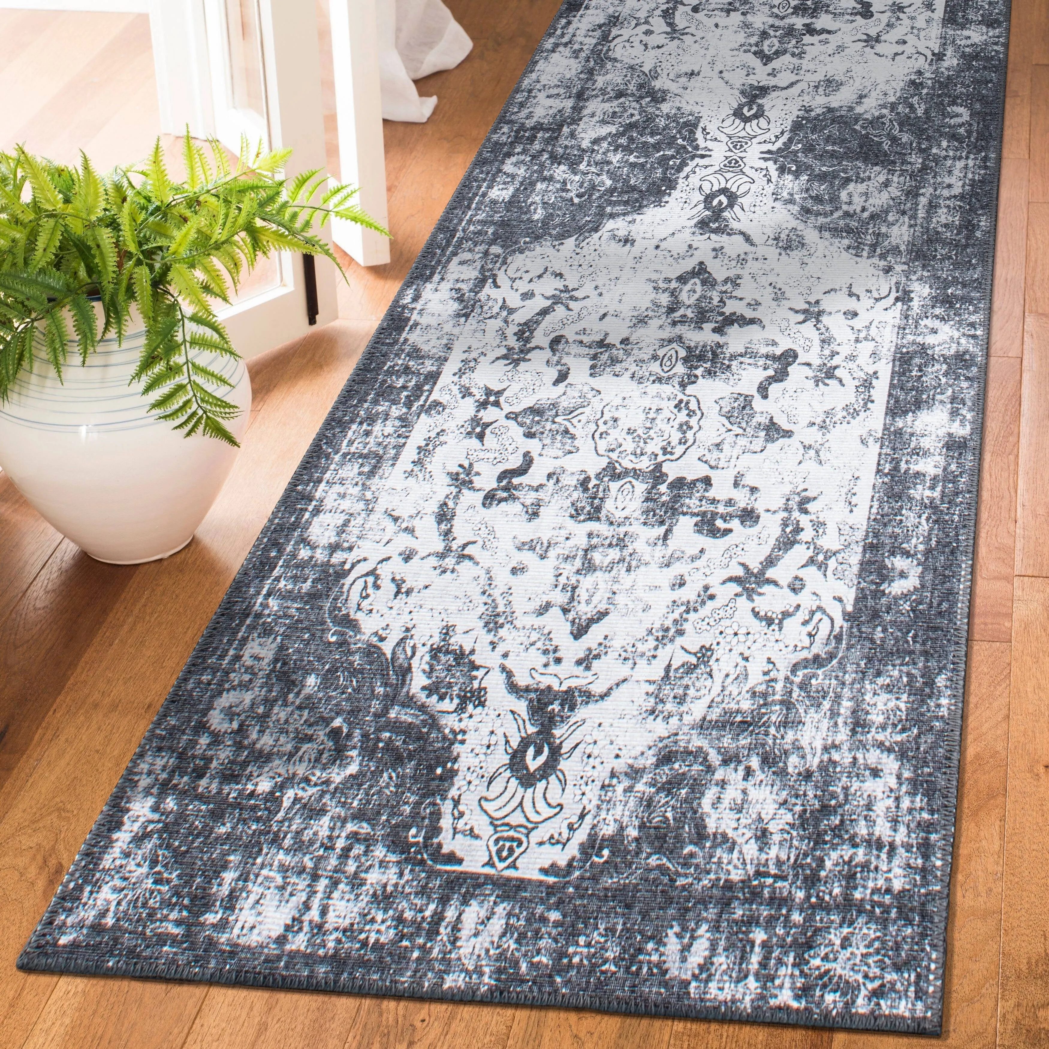 Vintage Distressed Medallion Machine Washable Area Rug