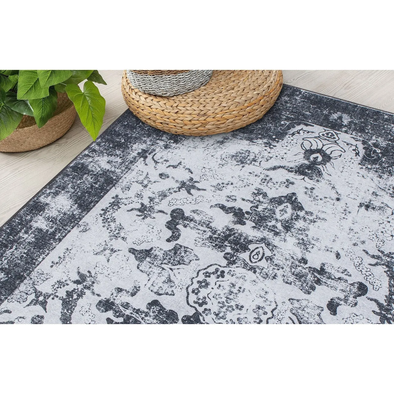 Vintage Distressed Medallion Machine Washable Area Rug