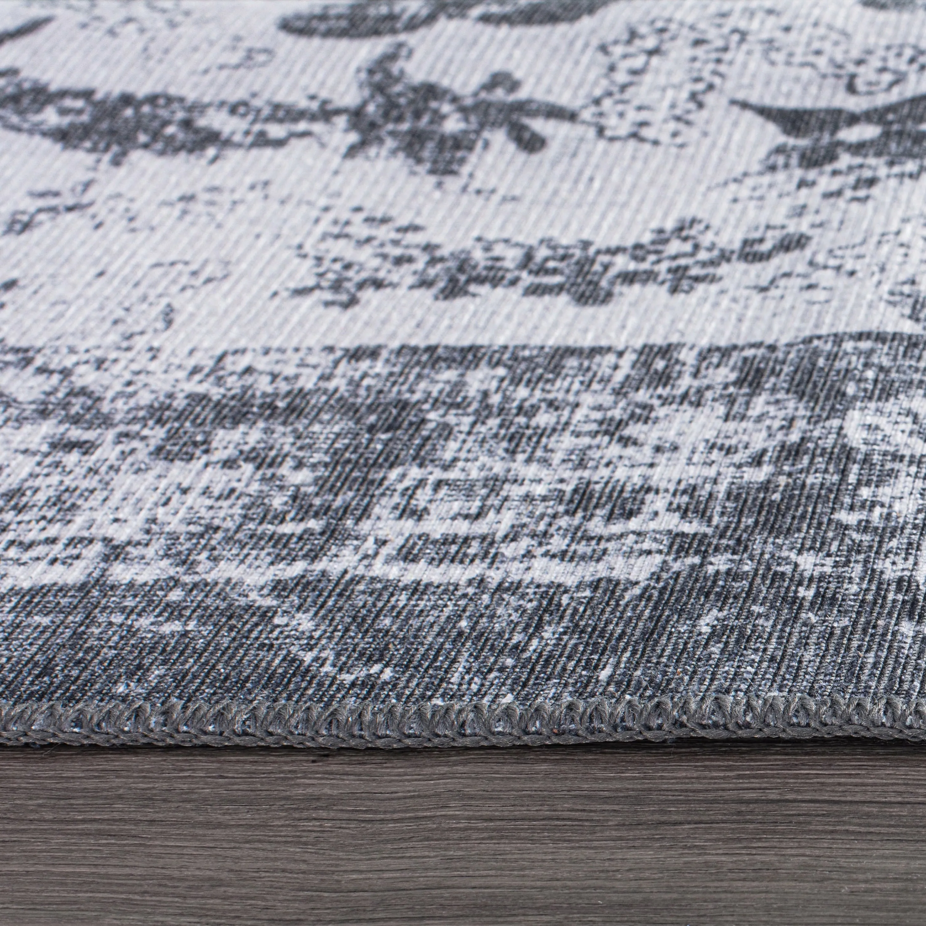 Vintage Distressed Medallion Machine Washable Area Rug