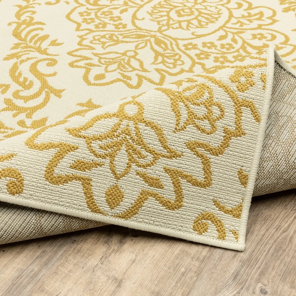Vista Home Bletcher Floral Damask Indoor/Outdoor Area Rug