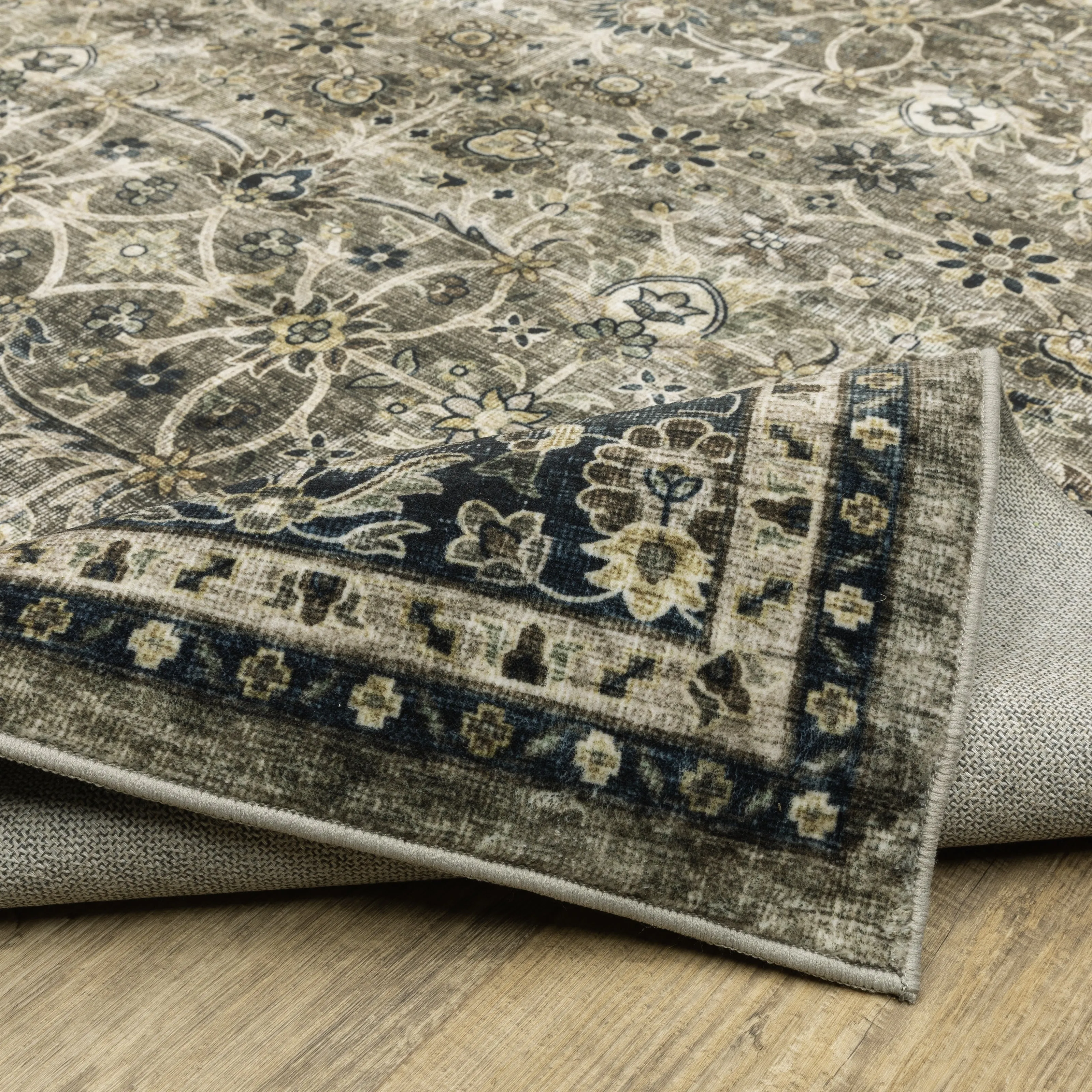 Vista Home Sunderland Faded Traditional Machine Washable Navy/Gray Rug Mat