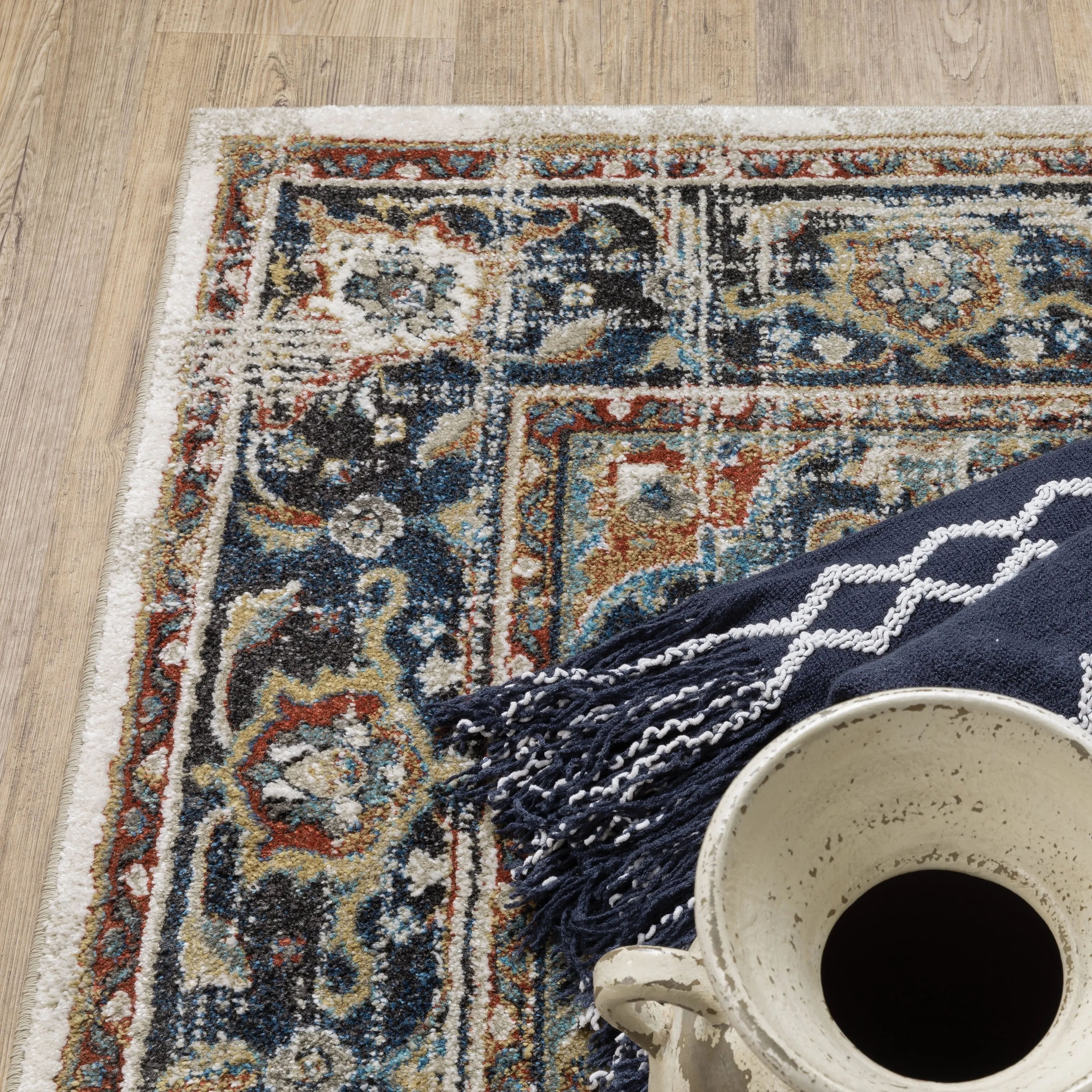 Vista Home Vance Bohemian Medallion Beige/Cream Area Rug