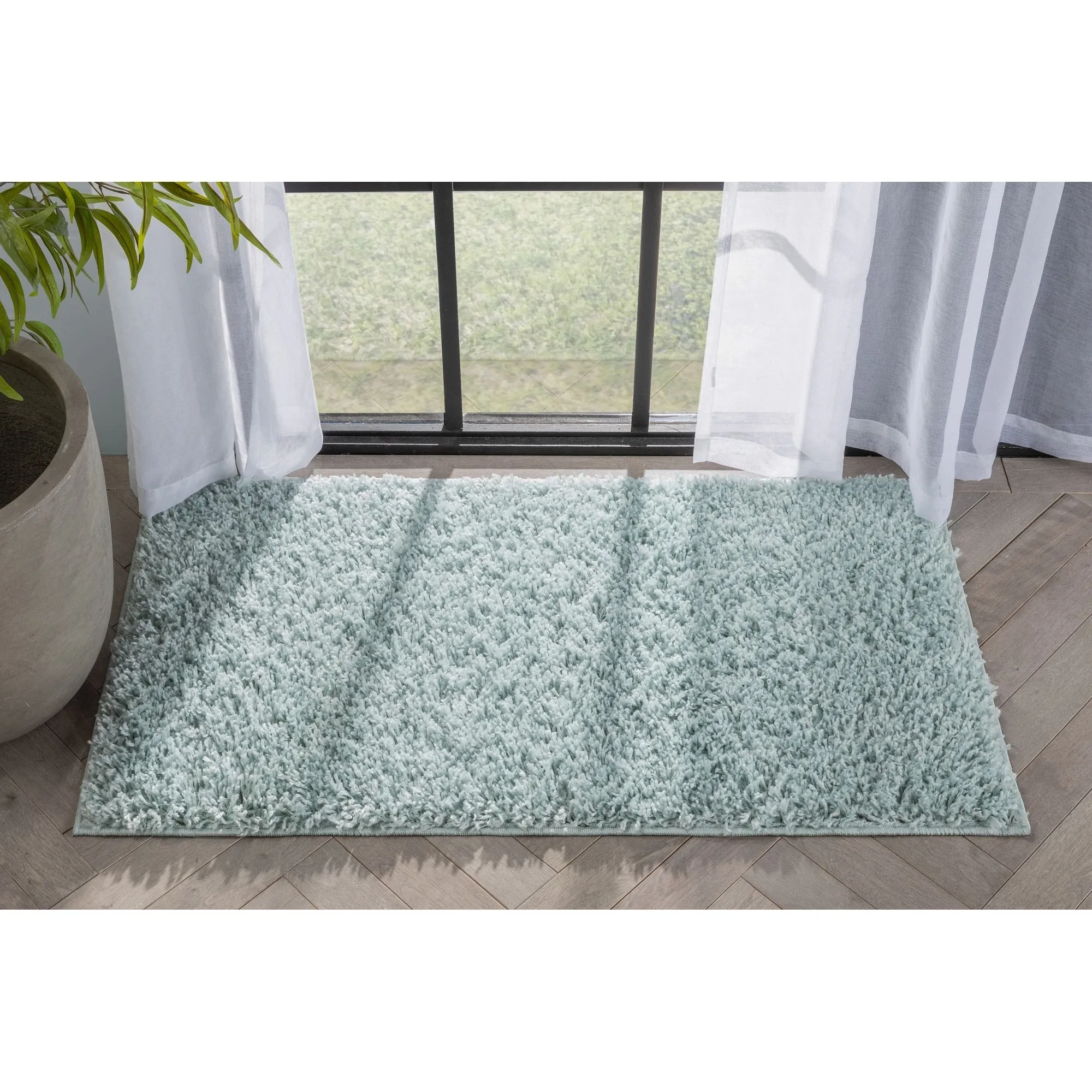 Well Woven Elle Basics Emerson Plain Shag Area Rug
