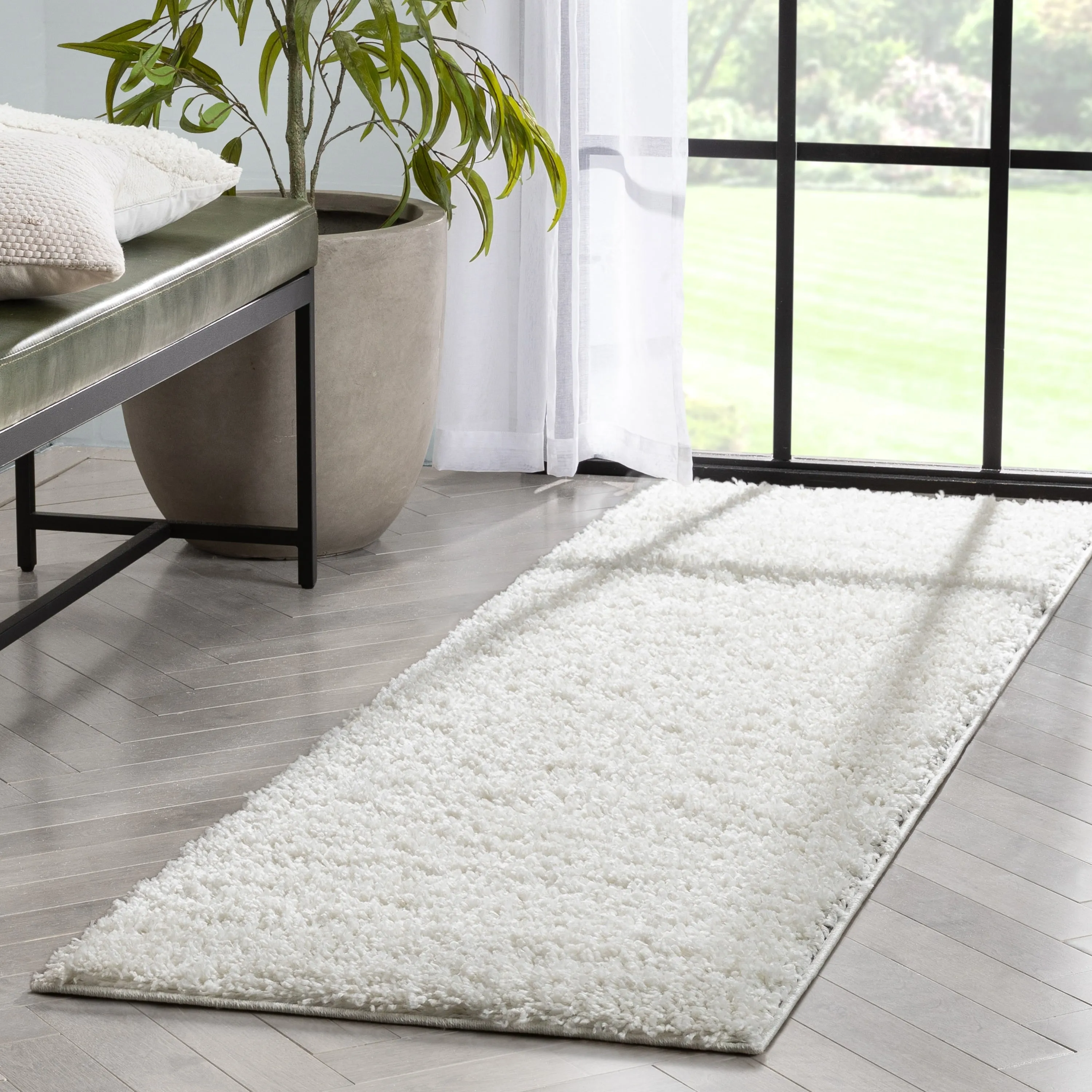 Well Woven Elle Basics Emerson Plain Shag Area Rug