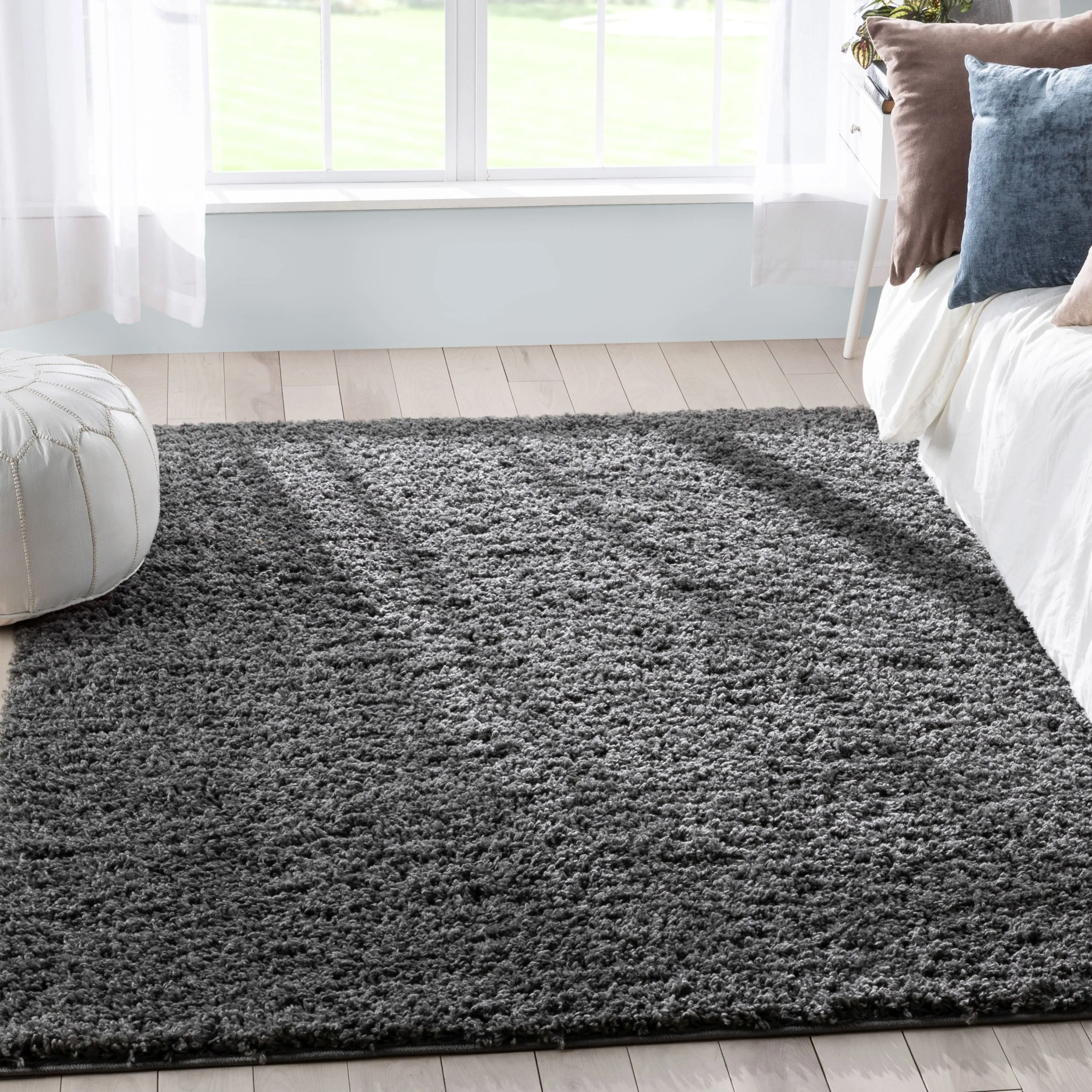 Well Woven Elle Basics Emerson Plain Shag Area Rug
