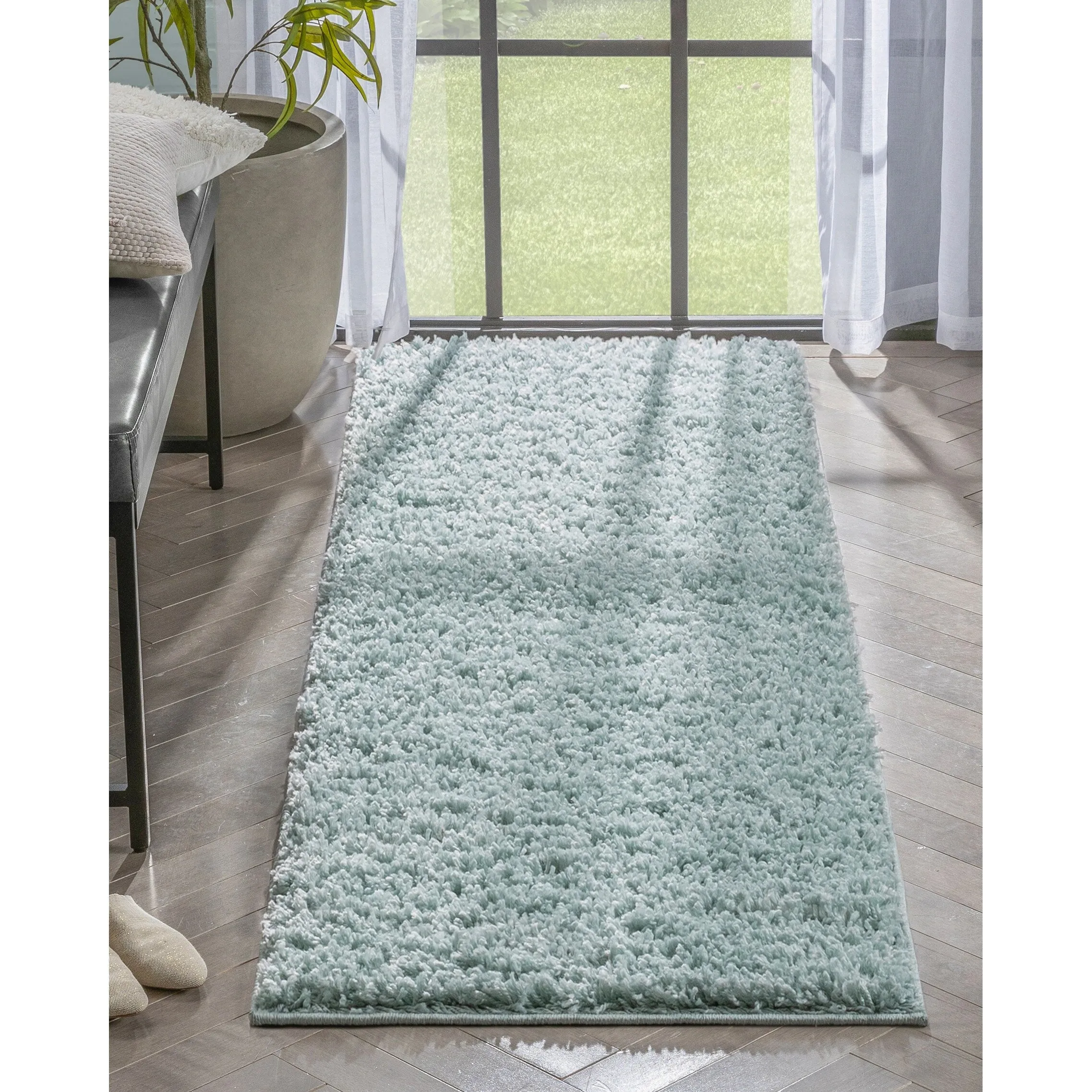Well Woven Elle Basics Emerson Plain Shag Area Rug