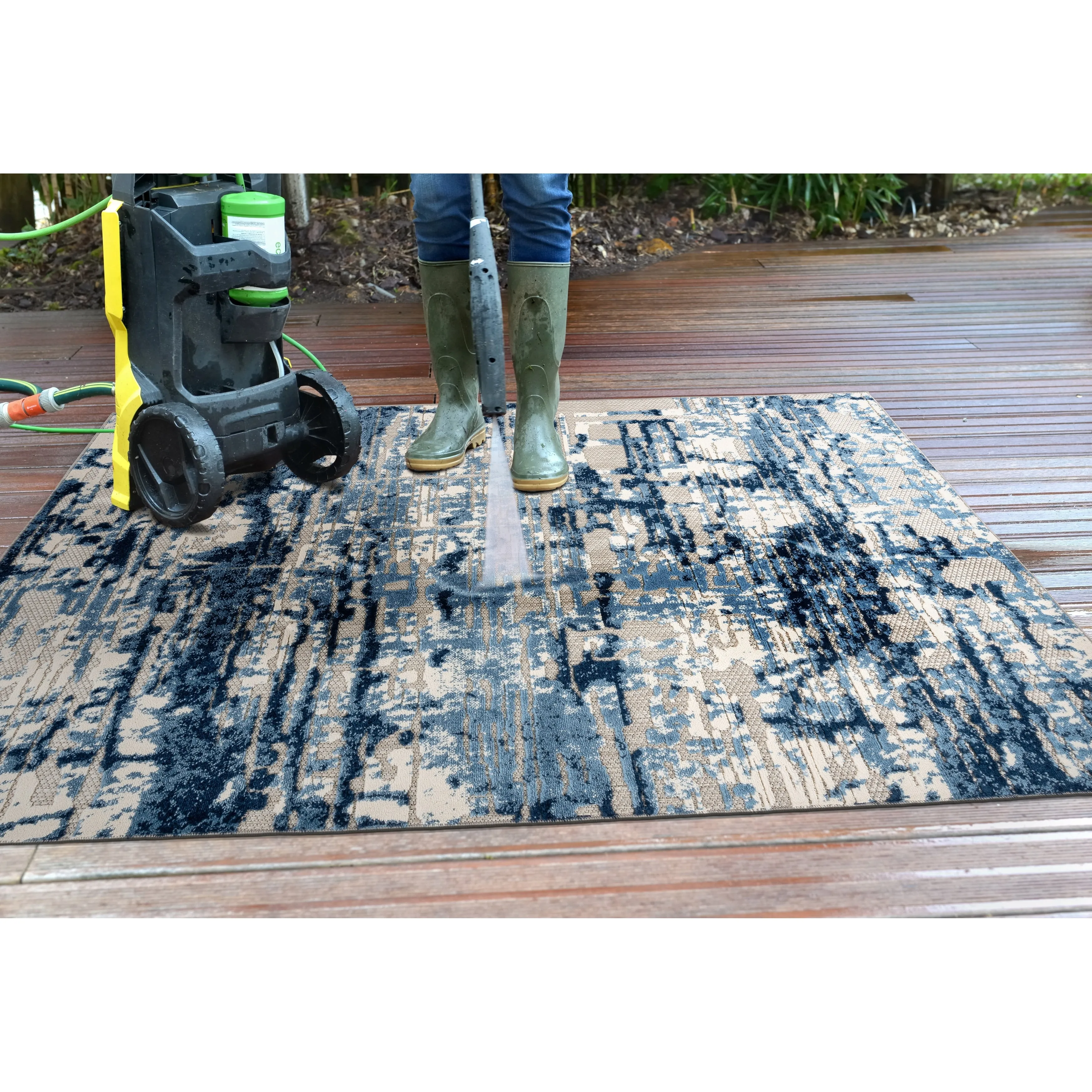 World Rug Gallery Contemporary Distressed Abstract Indoor/Outdoor Area Rug