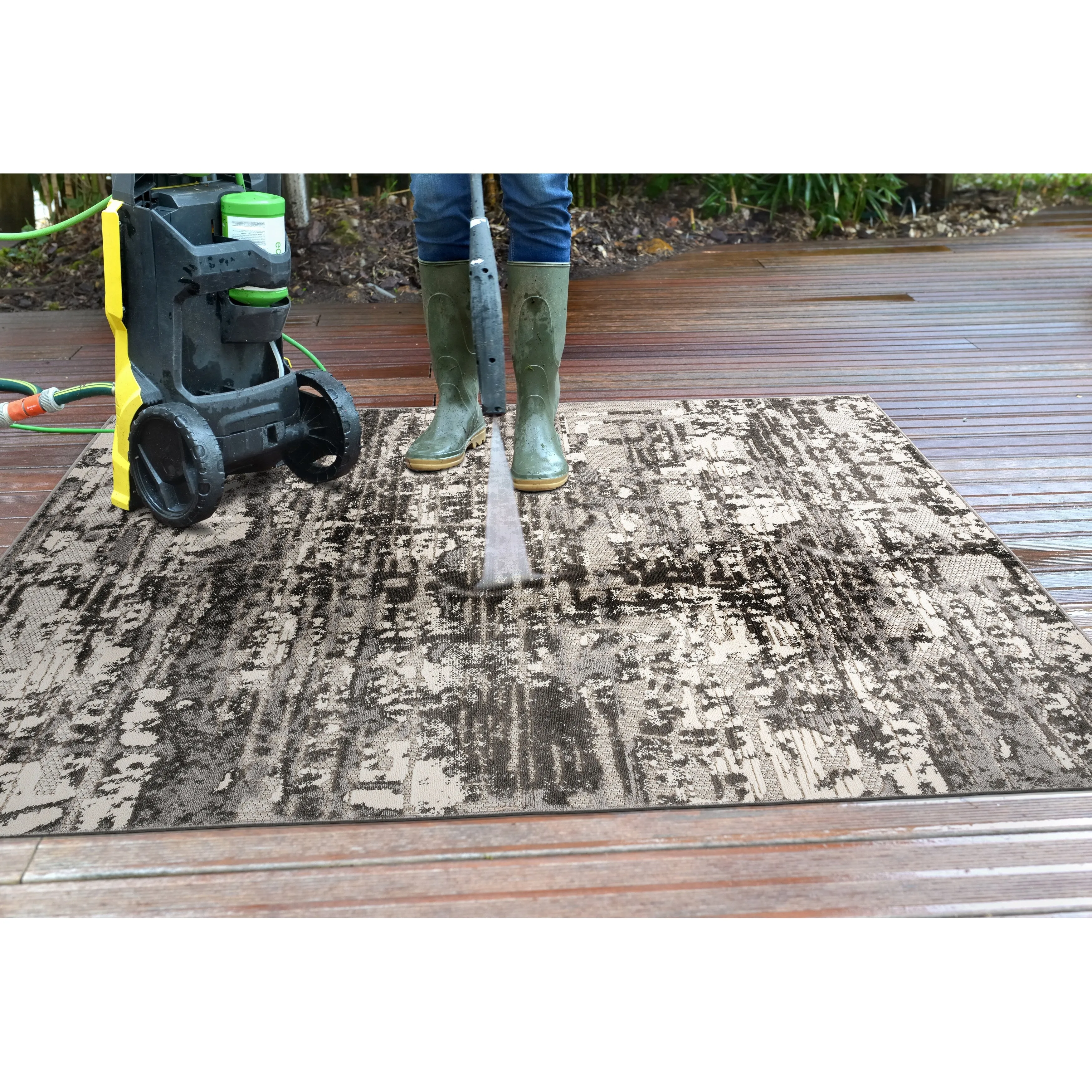World Rug Gallery Contemporary Distressed Abstract Indoor/Outdoor Area Rug