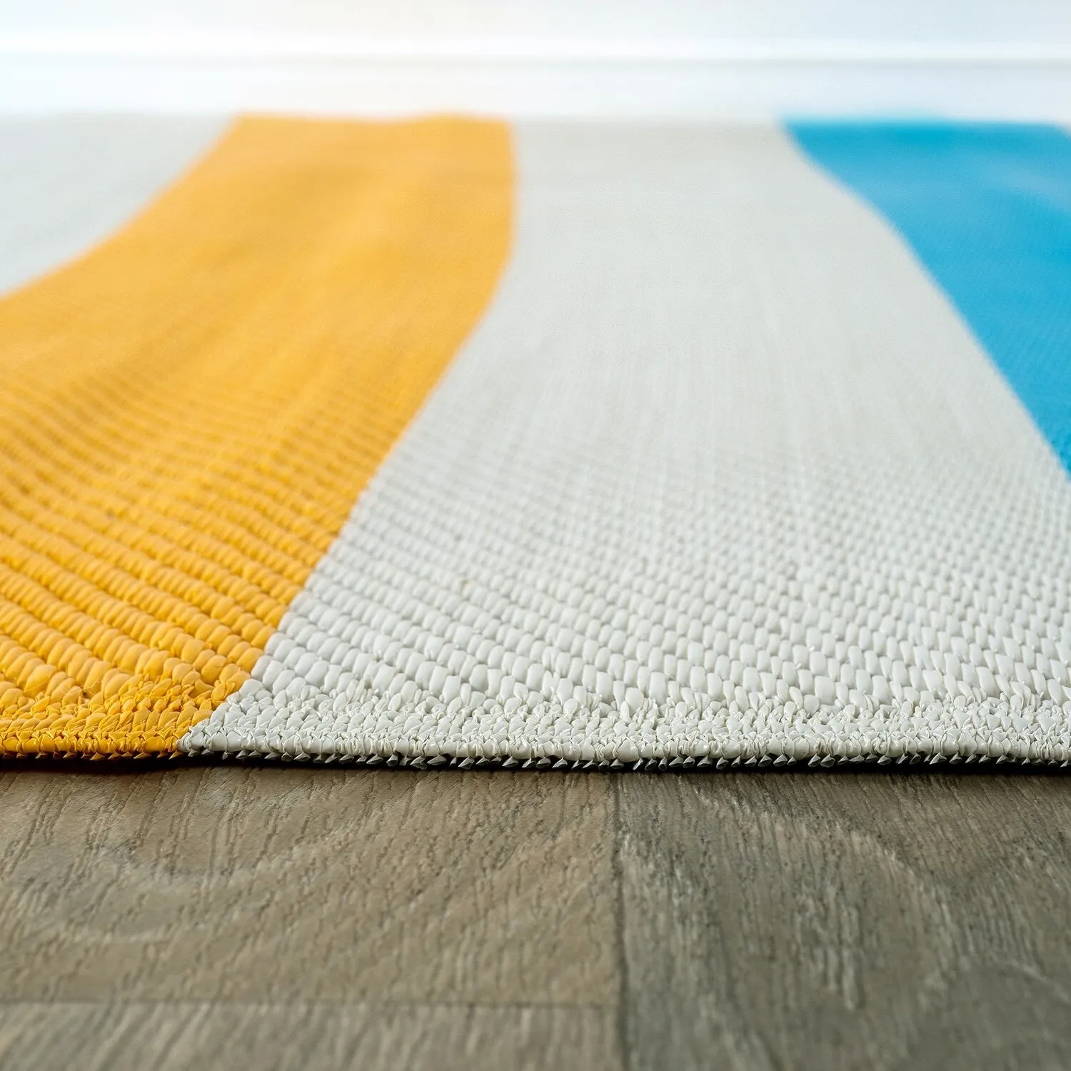 World Rug Gallery Contemporary Stripe Reversible Recycled Plastic Outdoor Rugs
