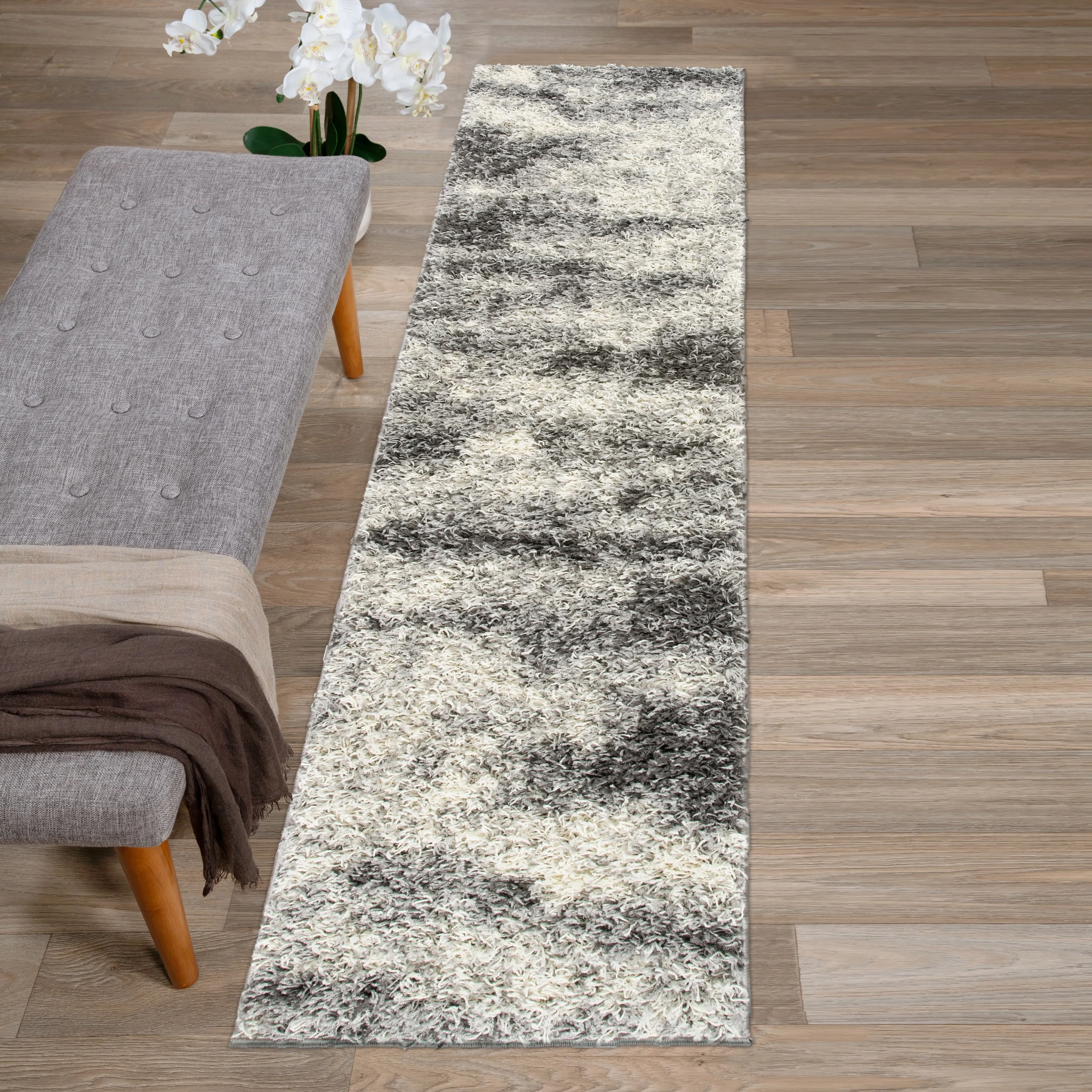 World Rug Gallery Modern Abstract Design Plush Shag Area Rug