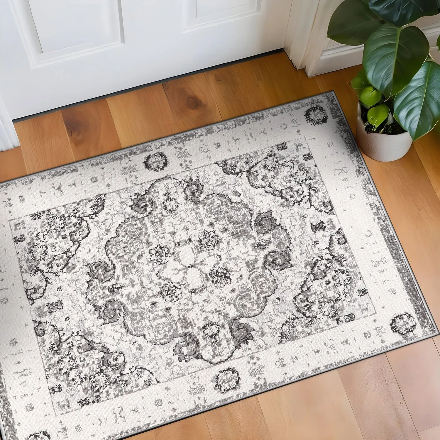 World Rug Gallery Vintage Oriental Distressed Medallion Rug