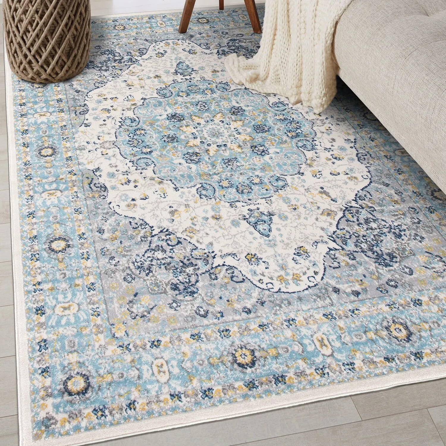 World Rug Gallery Vintage Oriental Distressed Medallion Rug